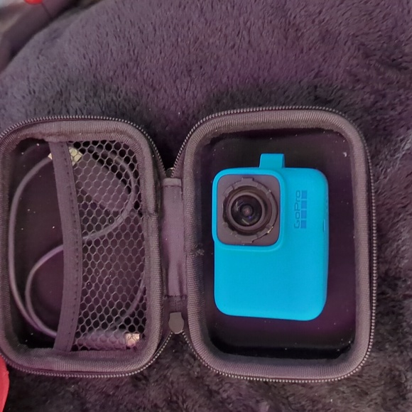 Go Pro - Picture 2 of 3